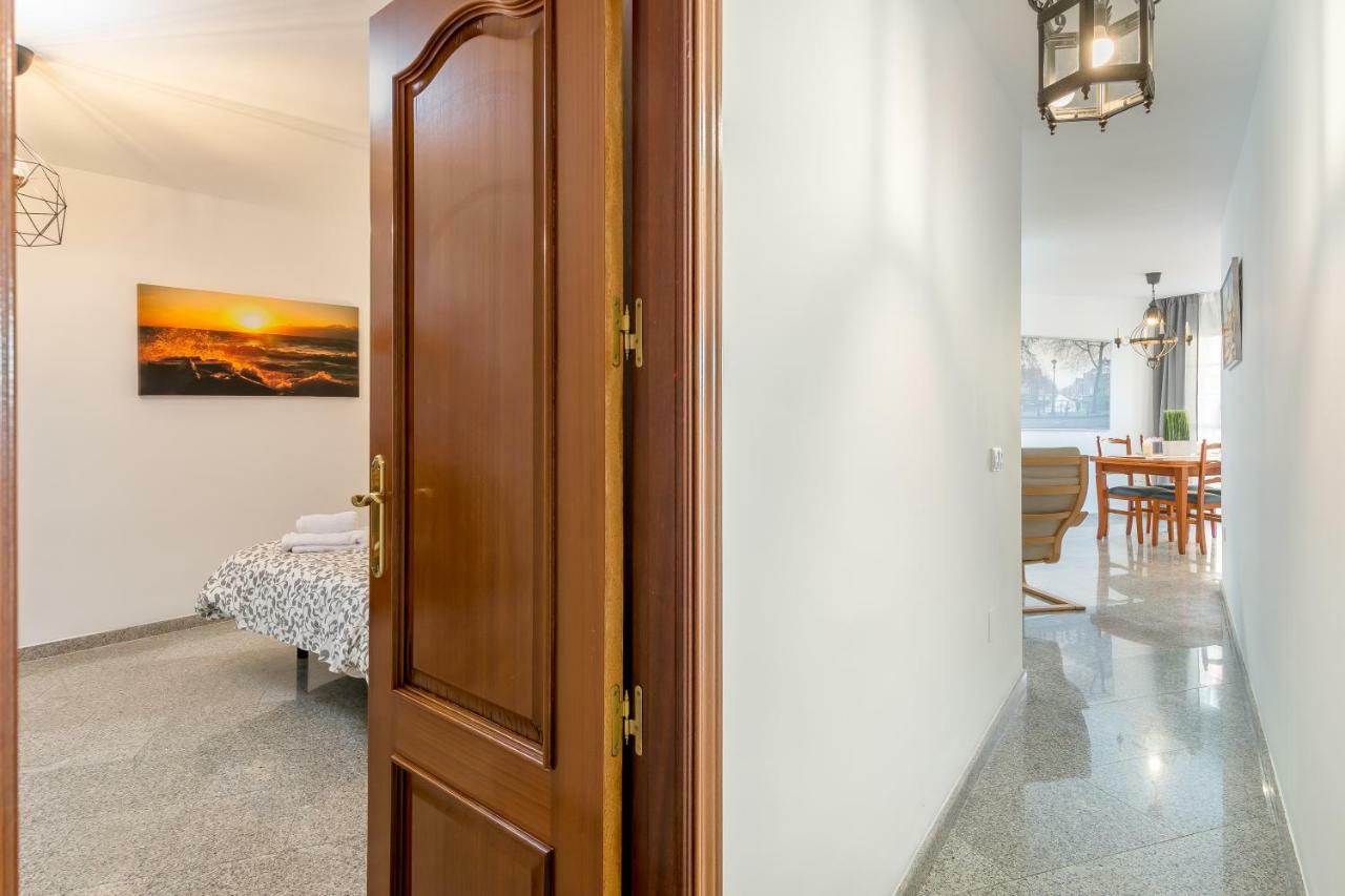 SF Carihuela Luxury Suite Torremolinos Extérieur photo