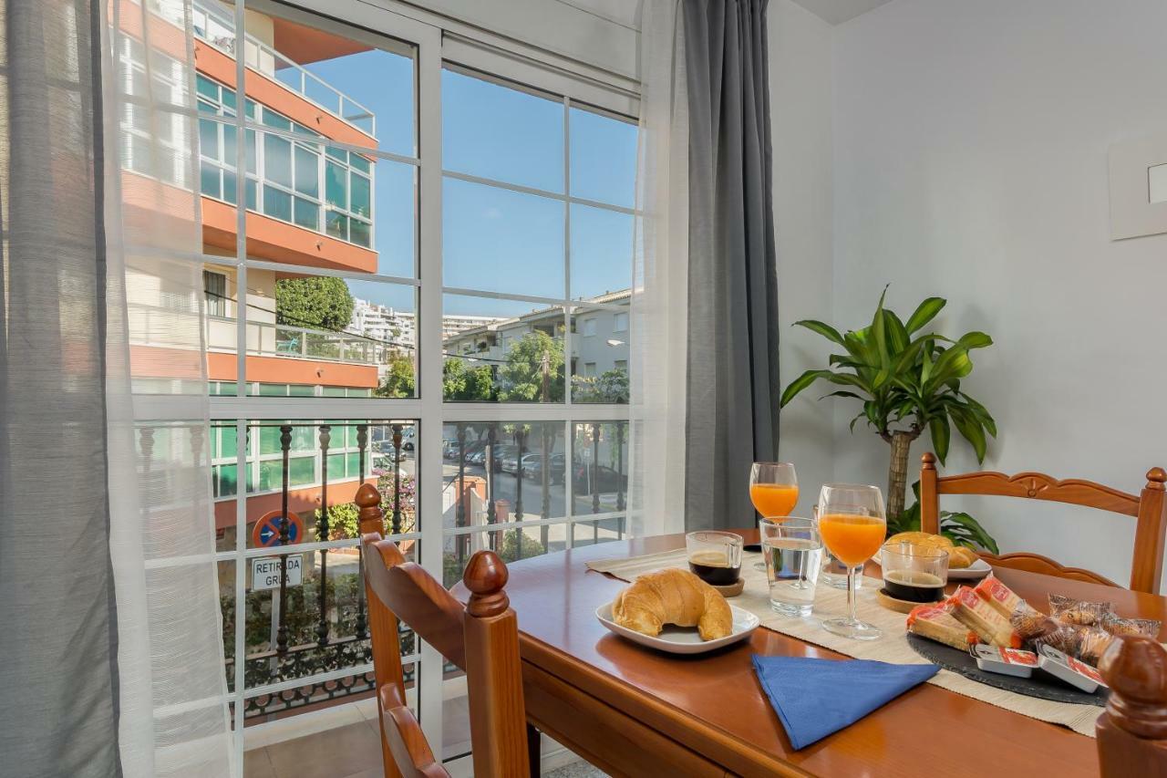 SF Carihuela Luxury Suite Torremolinos Extérieur photo